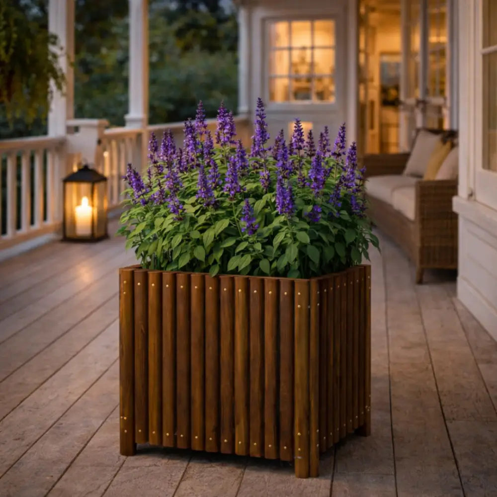 Jardinière en bois carré