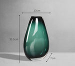 Vase en verre vert