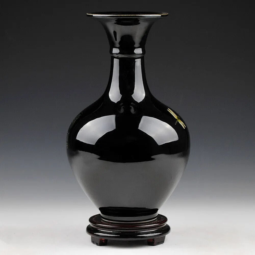 Vase chinois noir