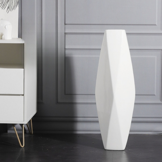 Grand vase blanc sol pour sublimer votre décoration intérieure