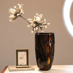 Vase en verre noir art deco
