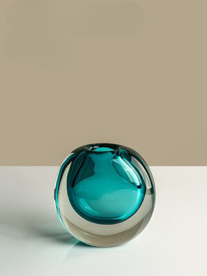 Vase en verre soufflé design