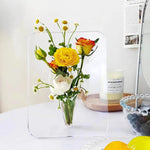 Vase acrylique transparent