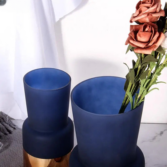 Vase bleu et or