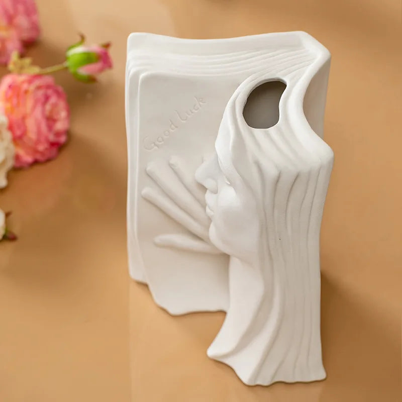 Vase livre avec visage