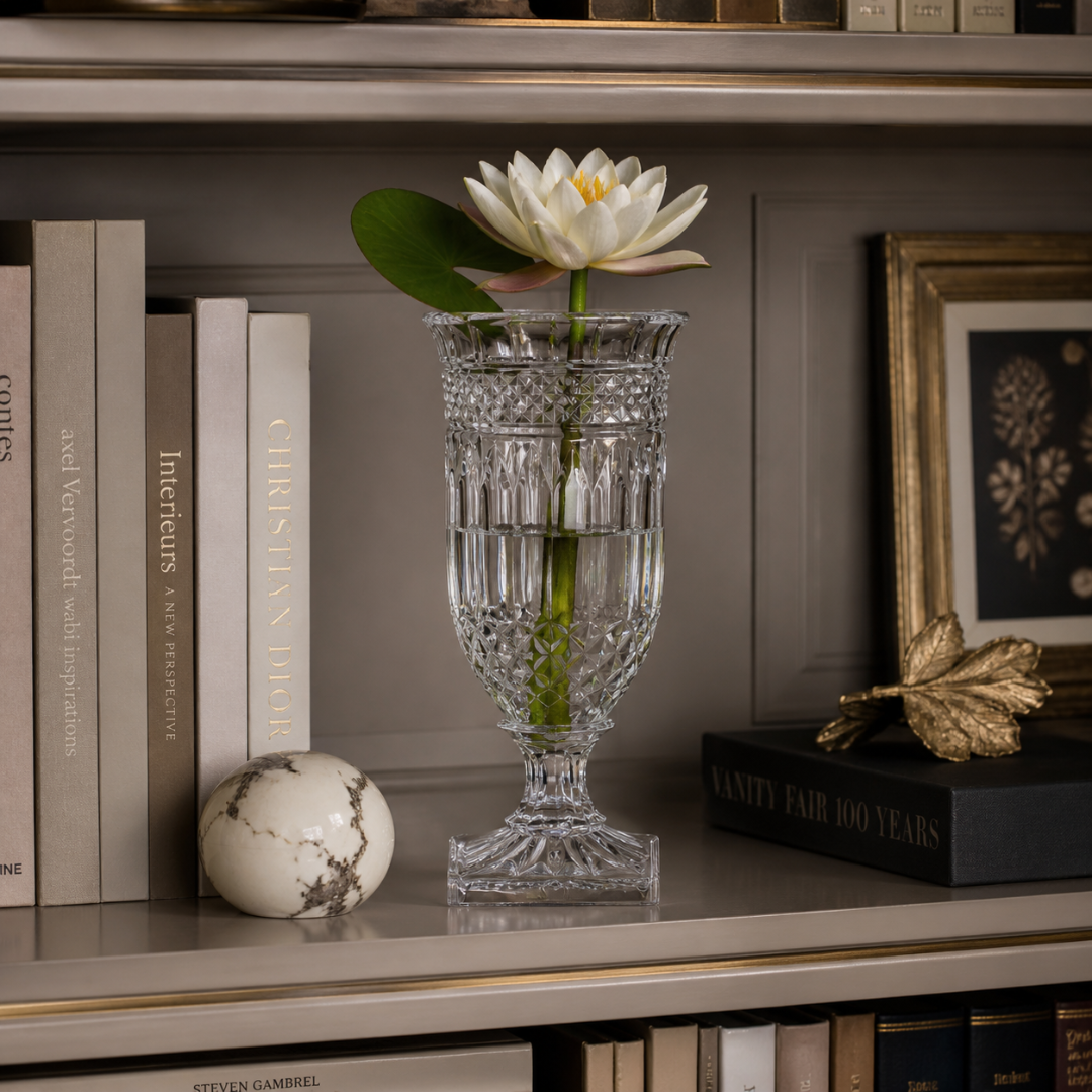 Grand vase en verre sur pied