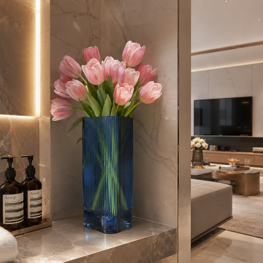 Grand vase bleu marine
