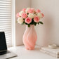 Vase rose poudré