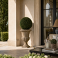 Grand vase medicis en fonte