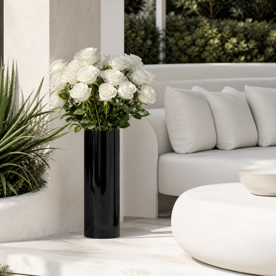 Grand vase noir brillant