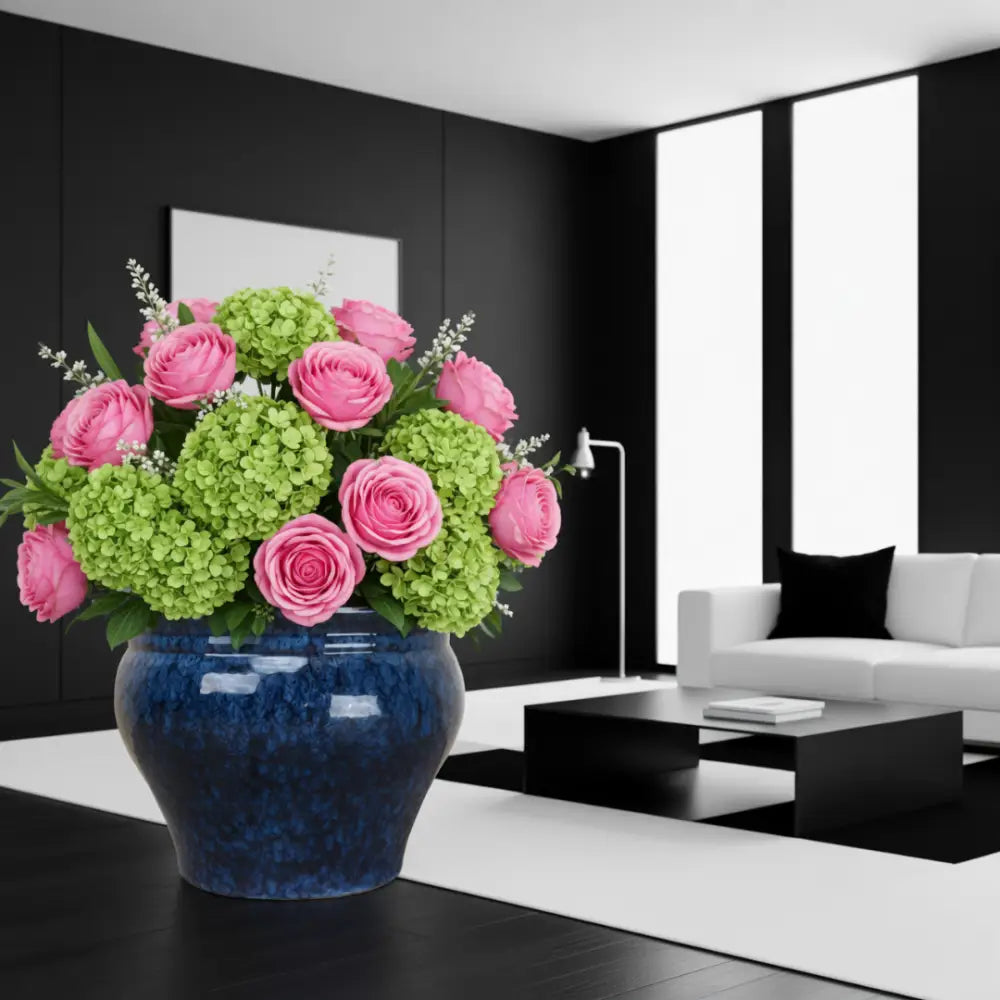 Grand pot de fleur bleu