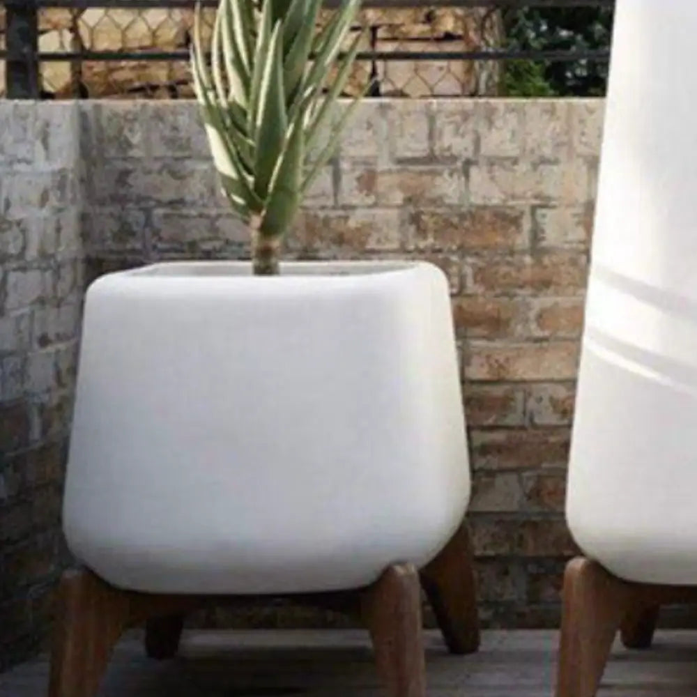 Grand pot de fleur design