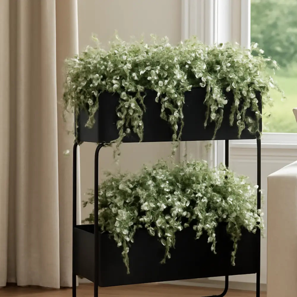 Grand pot de fleur sur pied