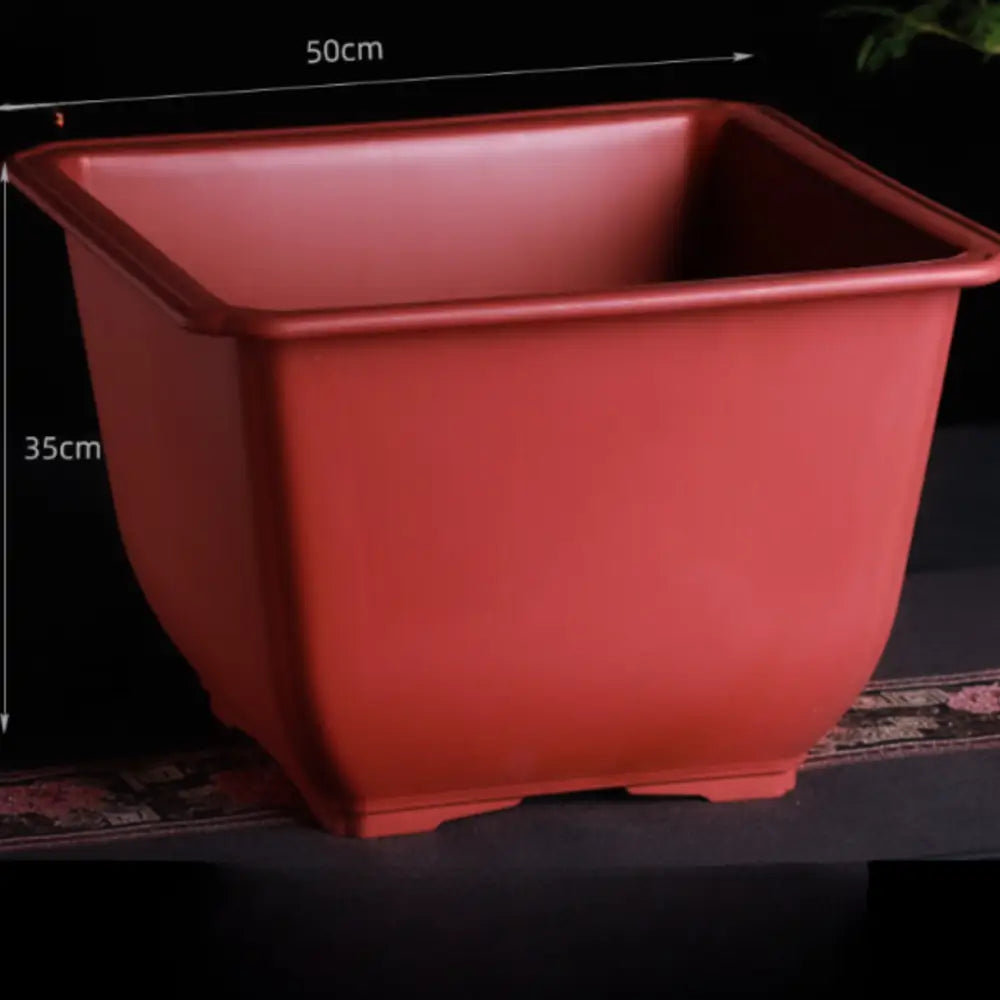 Gros pot de fleur carré