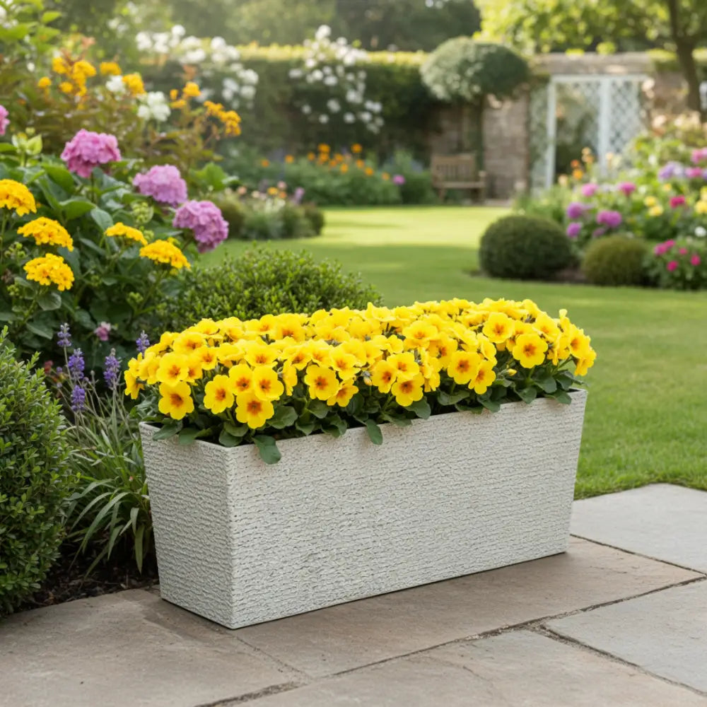 Gros pot de fleur exterieur rectangulaire