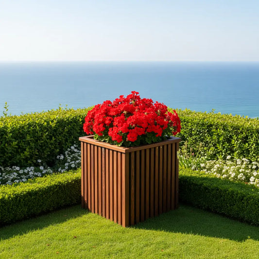 Jardinière carrée en bois