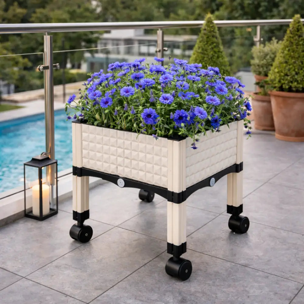 Jardinière de balcon en plastique
