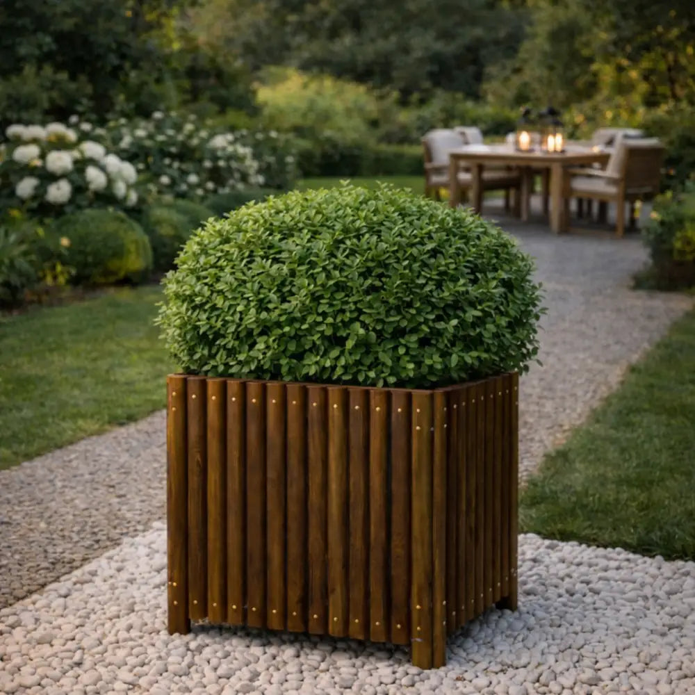 Jardinière en bois carré