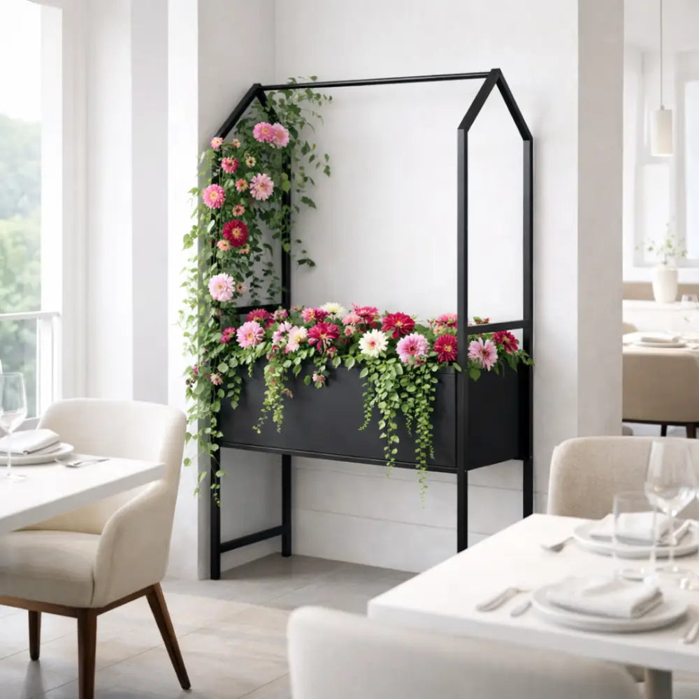 Jardinière sur pied en métal