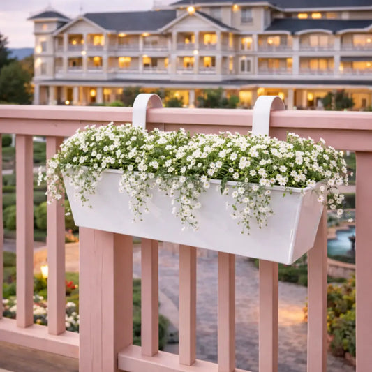 Jardinière suspendue blanche
