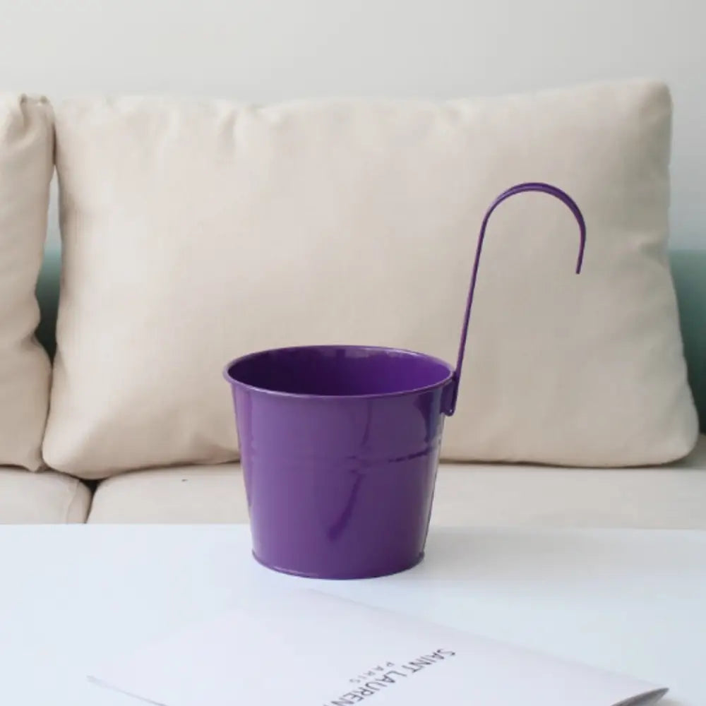 Pot de fleur à suspendre en métal - Violet foncé