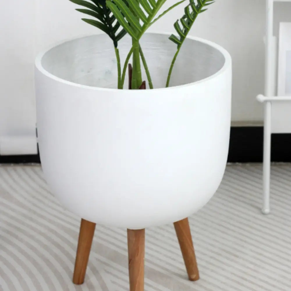 Pot de fleur avec pied en bois