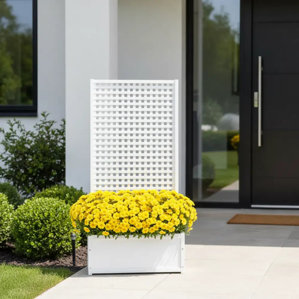 Pot de fleur en bois avec treillis