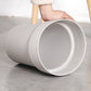 Pot de fleur en plastique gris