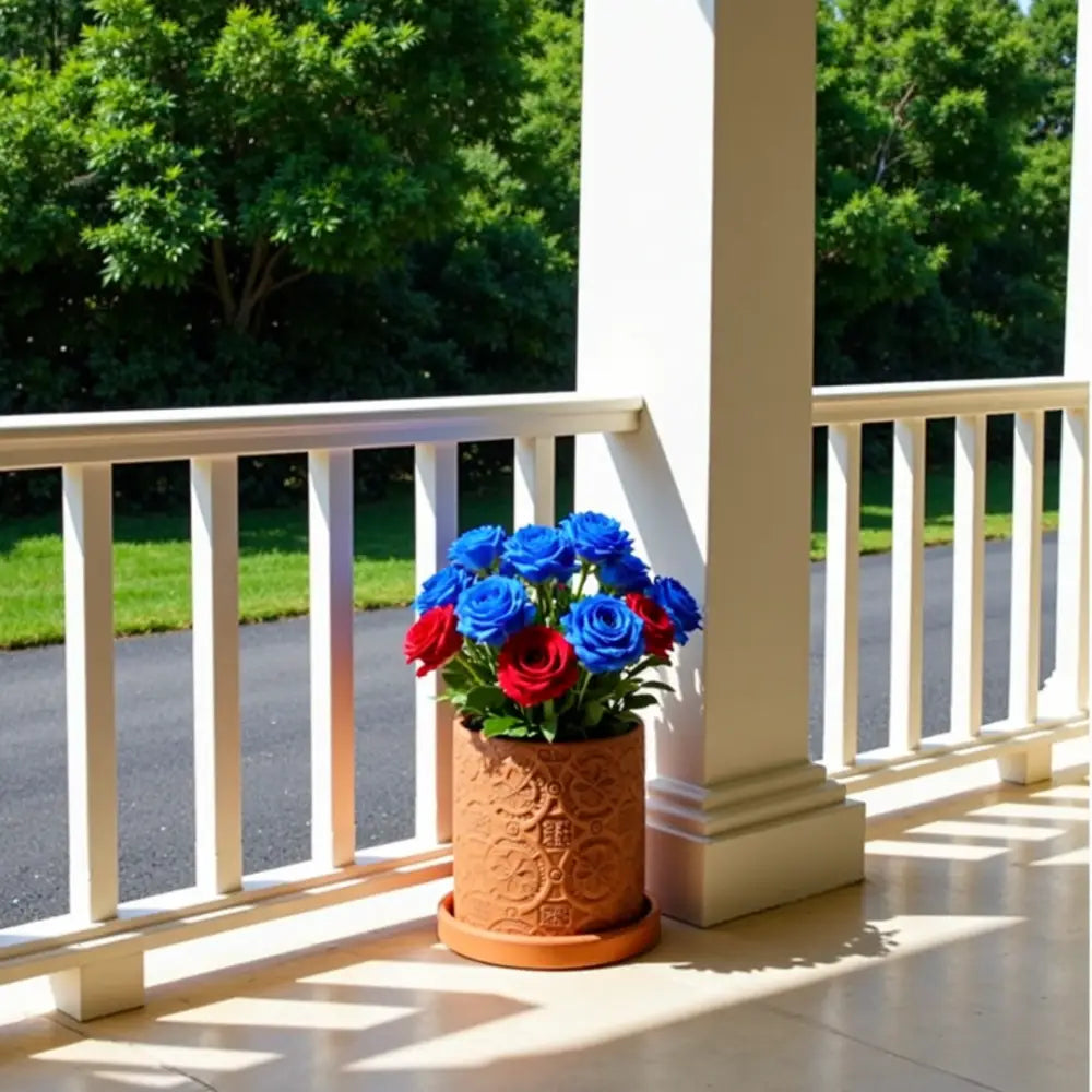 Pot de fleur en terre cuite décoré