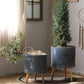Pot de fleur intérieur sur pied
