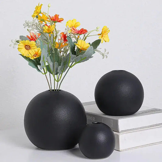 Vase boule noir