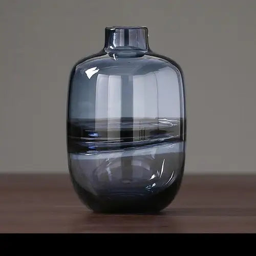 Vase en verre bleu