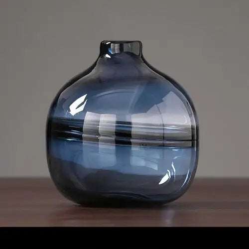 Vase en verre bleu