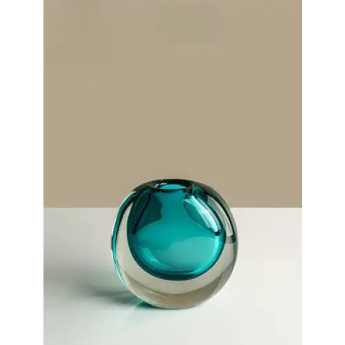 Vase en verre soufflé design