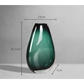Vase en verre vert